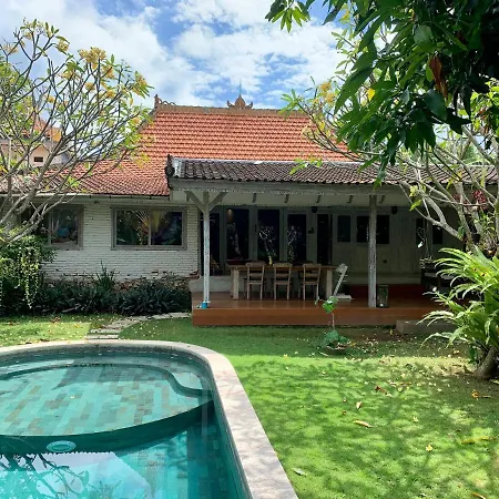 Quiet 3 Br-3 Bathroom Villa In Heart Of Canggu