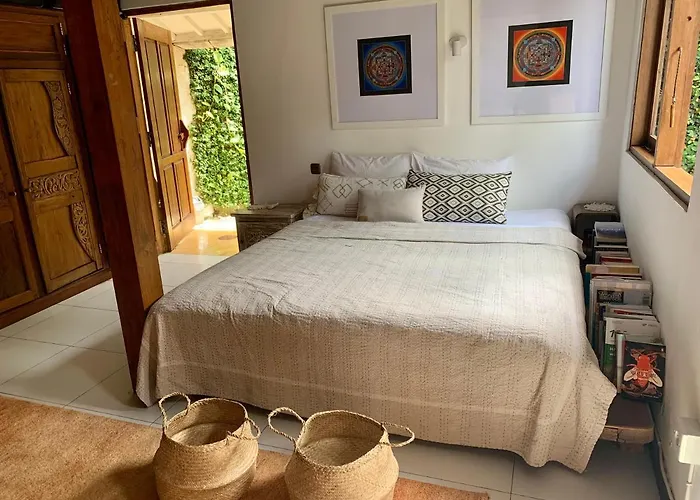 3-bedroom Private Pool Villa, 800m To * Canggu (Bali)
